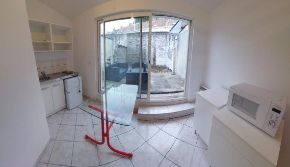 Logement tudiant Location T2 Vide Lille (59800)