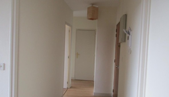 Logement étudiant Location T2 Vide Limoges (87280)