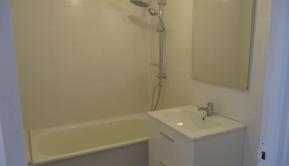 Logement tudiant T2 à Lorient (56100)