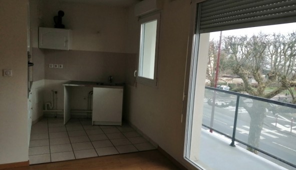 Logement �tudiant T2 &agrave; Luc� (28110)