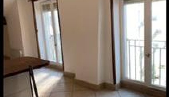 Logement tudiant Location T2 Vide Lyon 2me arrondissement (69002)