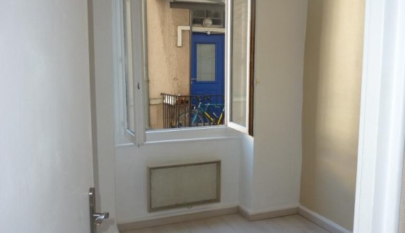 Logement tudiant T2 à Lyon 3me arrondissement (69003)