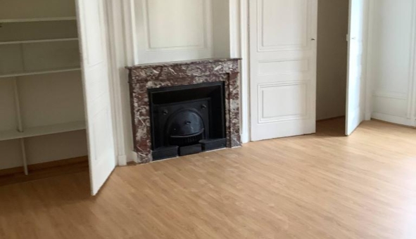 Logement tudiant Location T2 Vide Lyon 3me arrondissement (69003)