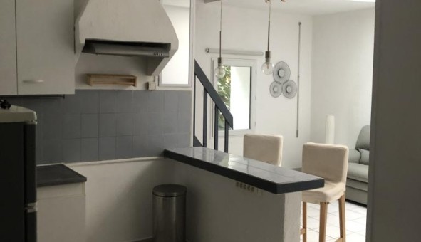 Logement tudiant Location T2 Vide Lyon 7me arrondissement (69007)