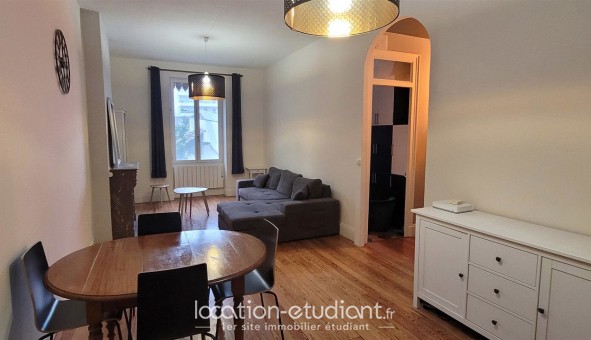 Logement �tudiant Location T2 Meubl&eacute; Lyon 7�me arrondissement (69007)