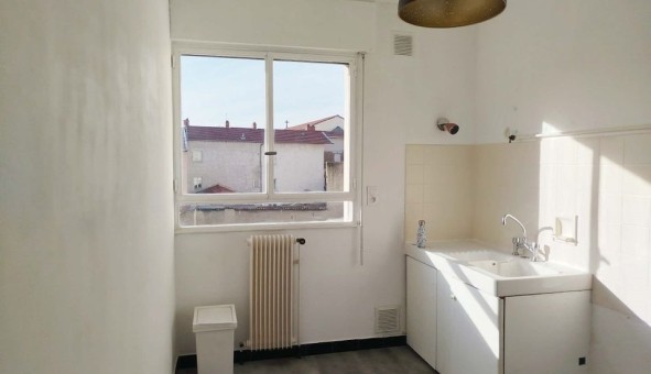 Logement �tudiant T2 &agrave; Lyon 7�me arrondissement (69007)