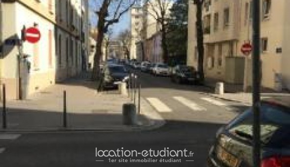 Logement tudiant T2 à Lyon 8me arrondissement (69008)