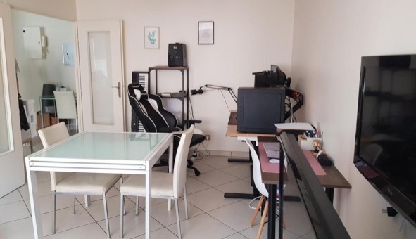 Logement tudiant T2 à Lyon 8me arrondissement (69008)