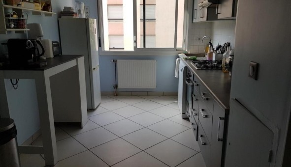 Logement tudiant T2 à Lyon 8me arrondissement (69008)