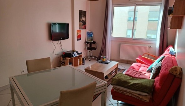 Logement tudiant T2 à Lyon 8me arrondissement (69008)