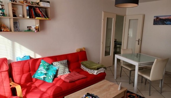 Logement tudiant T2 à Lyon 8me arrondissement (69008)