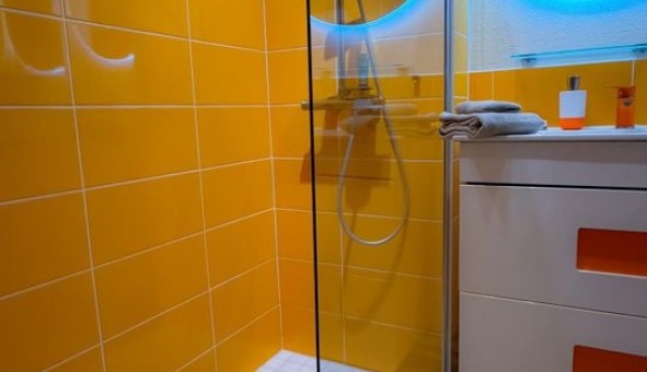 Logement �tudiant T2 &agrave; Lyon 8�me arrondissement (69008)