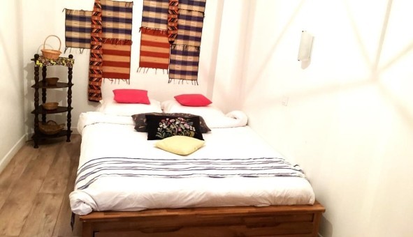 Logement tudiant T2 à Marseille 02me arrondissement (13002)