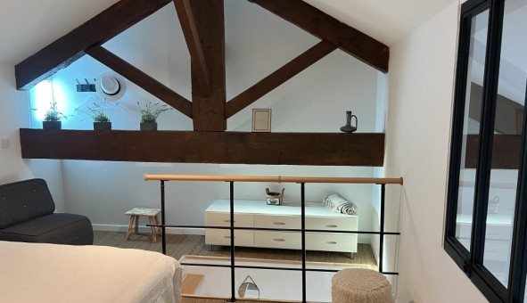 Logement tudiant Location T2 Vide Marseille 02me arrondissement (13002)