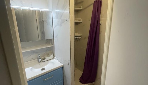 Logement tudiant T2 à Marseille 02me arrondissement (13002)