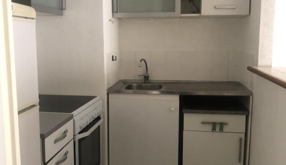 Logement tudiant T2 à Marseille 02me arrondissement (13002)