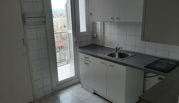 Logement �tudiant T2 &agrave; Marseille 03�me arrondissement (13003)