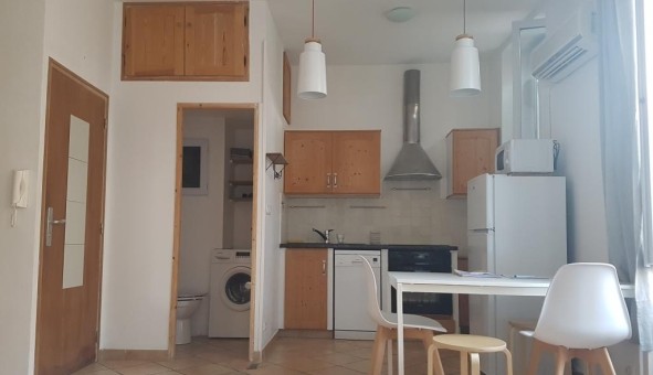 Logement �tudiant T2 &agrave; Marseille 05�me arrondissement (13005)