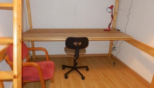 Logement tudiant T2 à Marseille 06me arrondissement (13006)