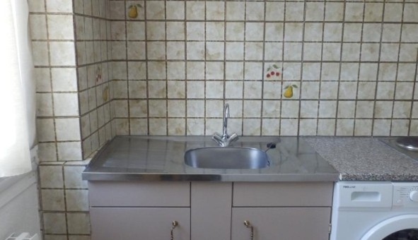 Logement tudiant T2 à Marseille 06me arrondissement (13006)