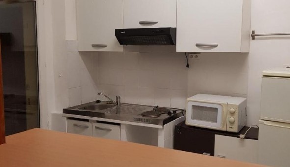 Logement tudiant T2 à Marseille 06me arrondissement (13006)