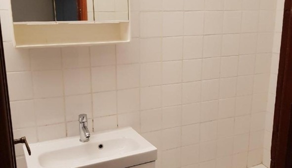 Logement tudiant T2 à Marseille 06me arrondissement (13006)