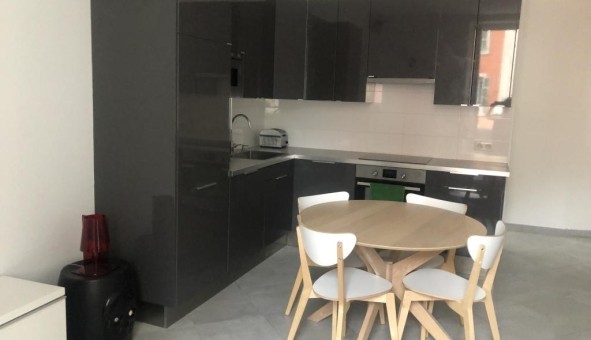 Logement tudiant T2 à Marseille 06me arrondissement (13006)