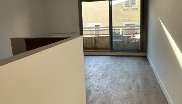 Logement tudiant T2 à Marseille 06me arrondissement (13006)