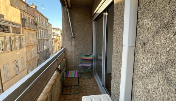 Logement tudiant T2 à Marseille 06me arrondissement (13006)