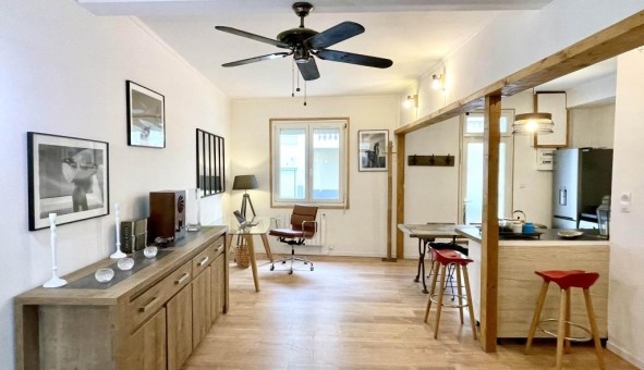 Logement tudiant Location T2 Vide Marseille 08me arrondissement (13008)