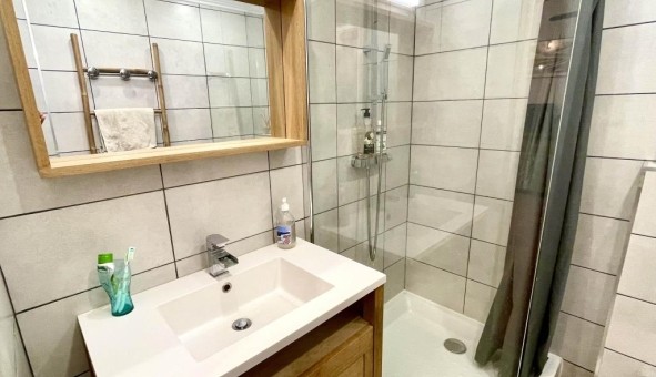 Logement tudiant T2 à Marseille 08me arrondissement (13008)