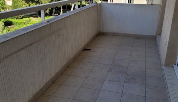 Logement tudiant T2 à Marseille 08me arrondissement (13008)