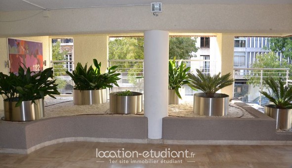 Logement tudiant Location T2 Vide Marseille 08me arrondissement (13008)