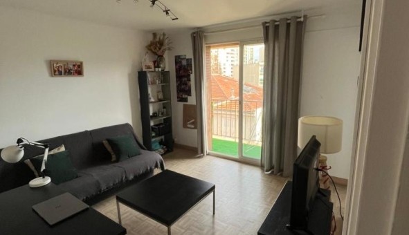 Logement étudiant Location T2 Vide Marseille 10ème arrondissement (13010)