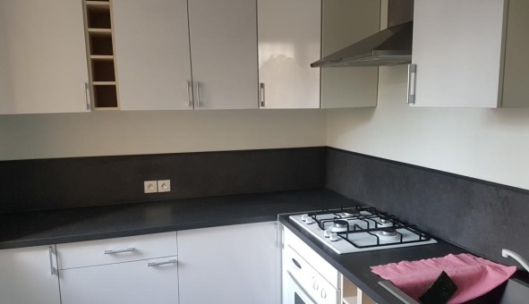Logement tudiant Location T2 Vide Marseille 10me arrondissement (13010)