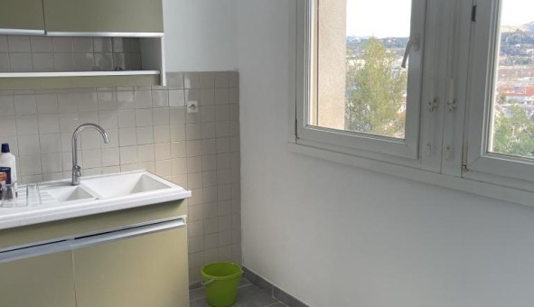 Logement tudiant T2 à Marseille 11me arrondissement (13011)