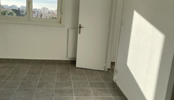 Logement tudiant T2 à Marseille 11me arrondissement (13011)
