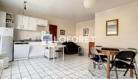 Logement tudiant Location T2 Vide Maulon (79700)