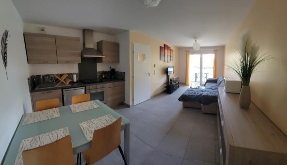 Logement tudiant Location T2 Vide Miramas (13140)