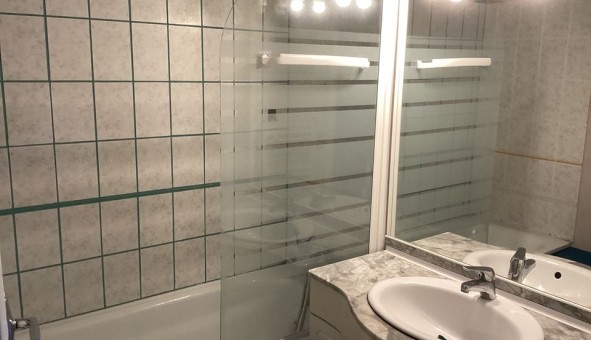 Logement �tudiant T2 &agrave; Mont Saint Aignan (76130)