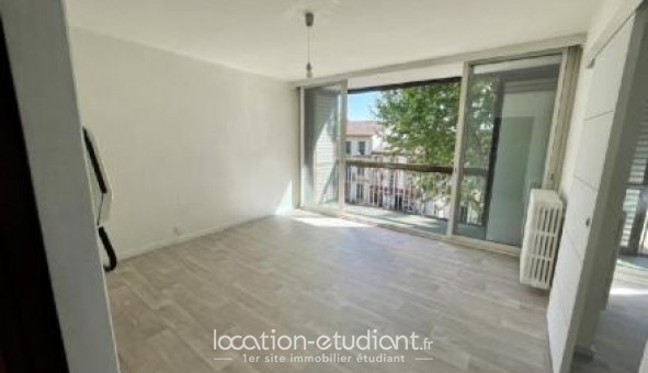 Logement étudiant T2 à Montauban (82000)