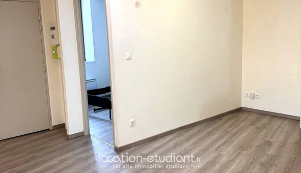 Logement �tudiant T2 &agrave; Mont�limar (26200)