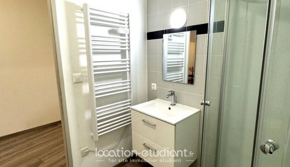 Logement �tudiant T2 &agrave; Mont�limar (26200)