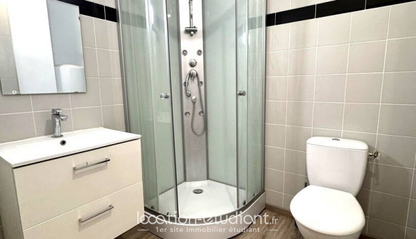 Logement �tudiant T2 &agrave; Mont�limar (26200)