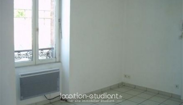 Logement tudiant T2 à Montluon (03100)