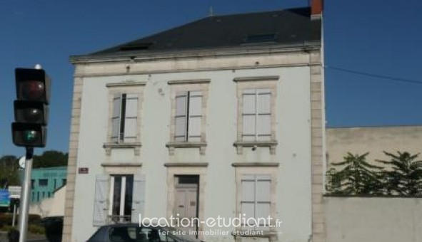 Logement tudiant T2 à Montluon (03100)