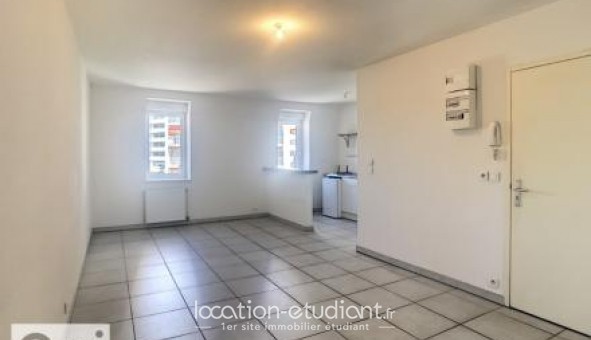 Logement tudiant T2 à Montluon (03100)