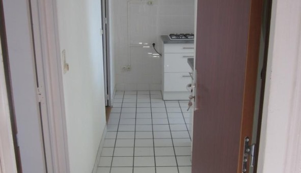 Logement tudiant T2 à Montluon (03100)