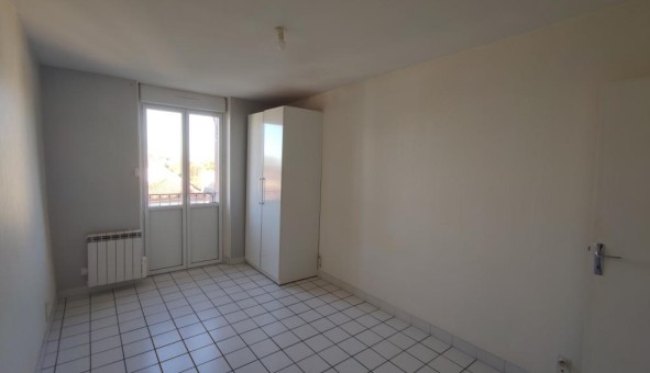 Logement tudiant T2 à Montluon (03100)