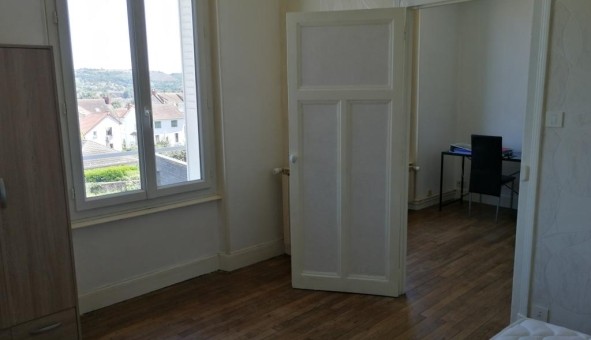 Logement tudiant T2 à Montluon (03100)